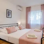 Apartment Prizba Bb IV Prizba