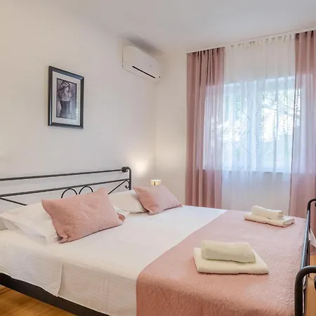 Apartment Prizba Bb IV Прижба