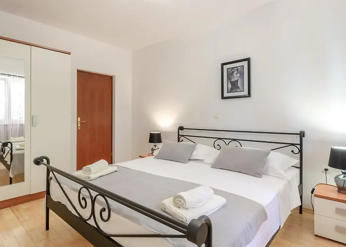 Apartment Prizba Bb IV