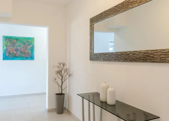 Διαμέρισμα Bb Iv